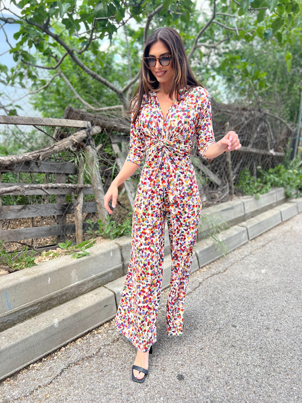 Mono nudo estampado confeti